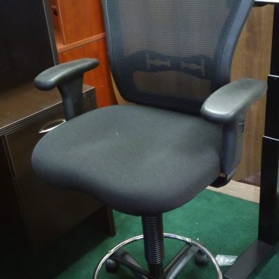 Adjustable height drafting stool with mesh back