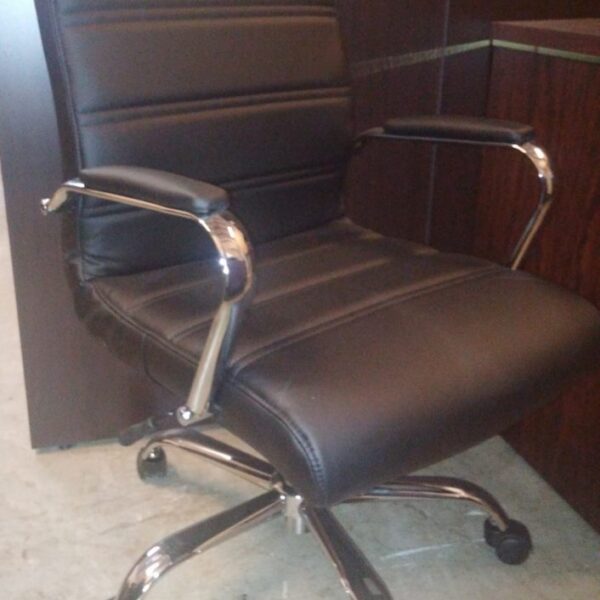 F2286 Mid Back Executive Chair