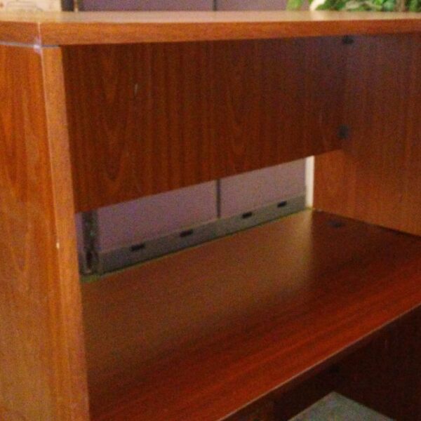 Used 30"table desk cherry