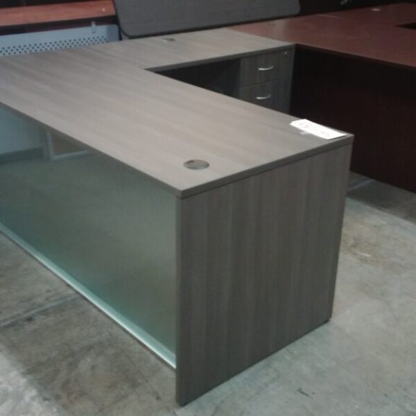 SP-OS acrylic front desk with return gray