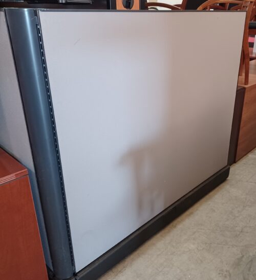 Used 5' divider panel