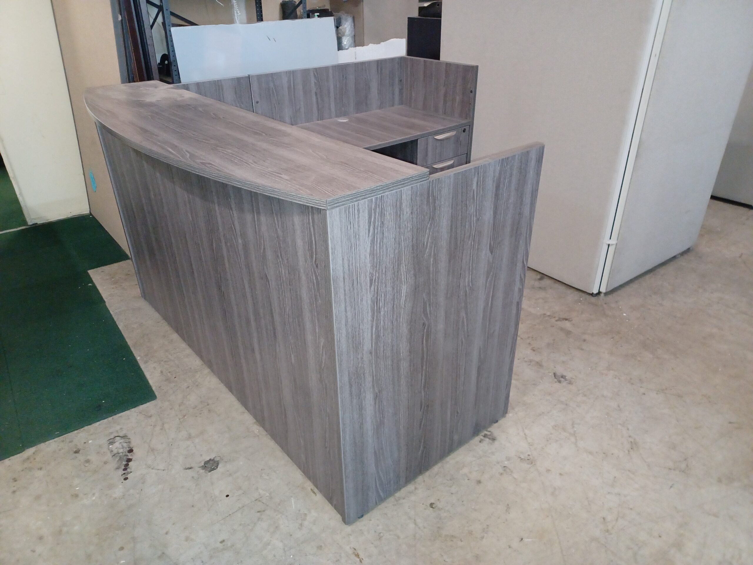 6' Reception desk with right return gray