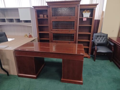 Used traditional 30 x 66 desk