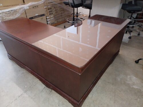 Used traditional L desk mahogany wood veneer