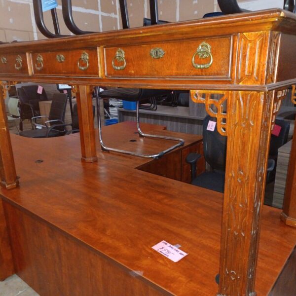 Used traditional 5' writing desk mahogany